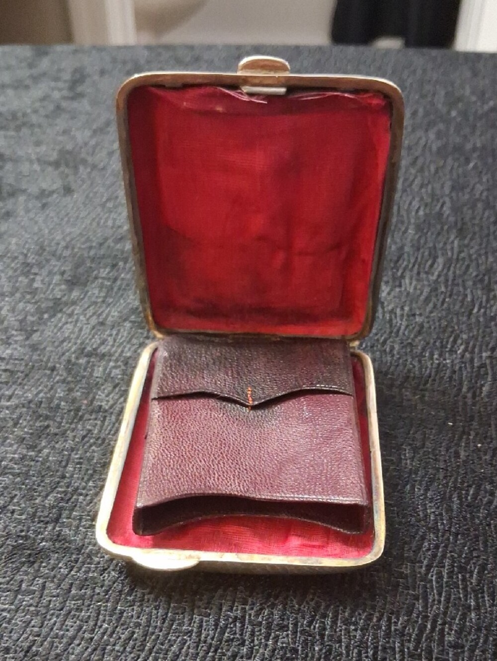 Antique Engraved Sterling Silver Men's Card Case - Picture 7 of 10